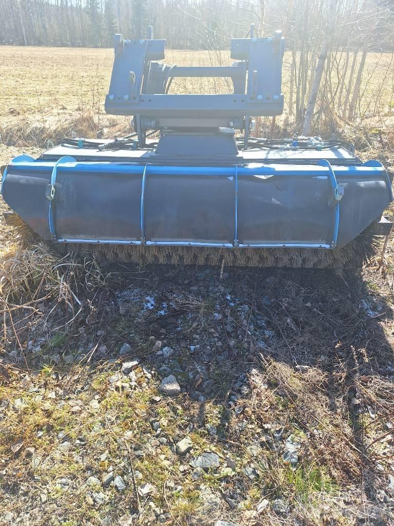 Snowek Circulus 220M Zand- en zoutstrooimachines