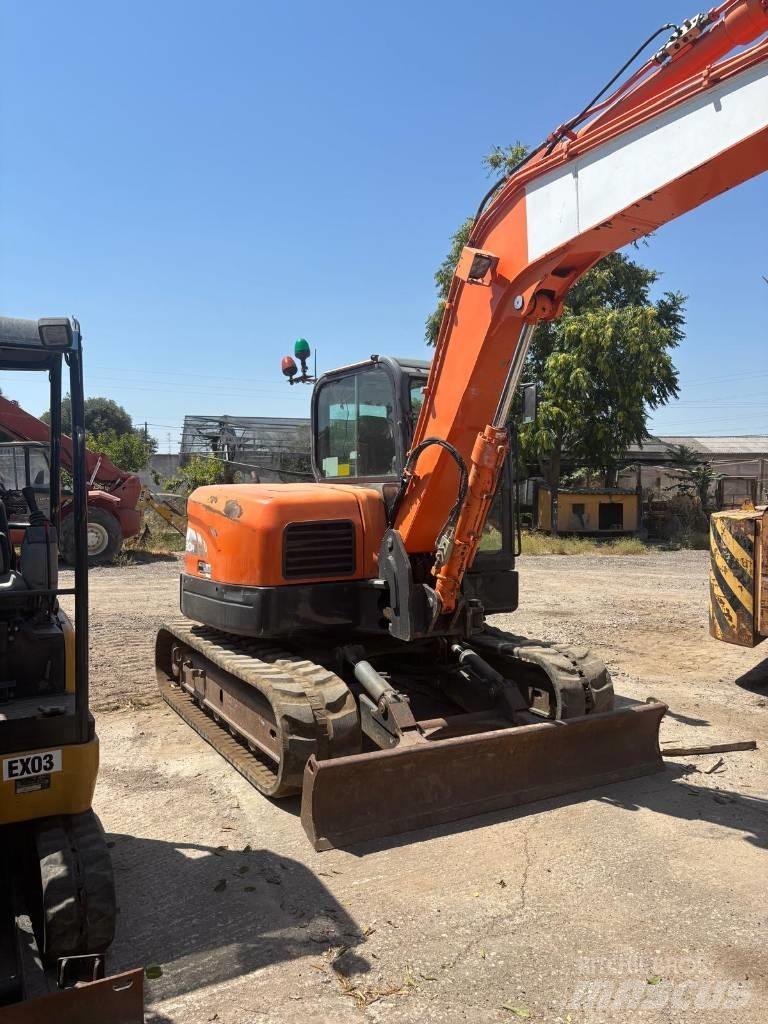Doosan DX 80 R Midigraafmachines 7t - 12t