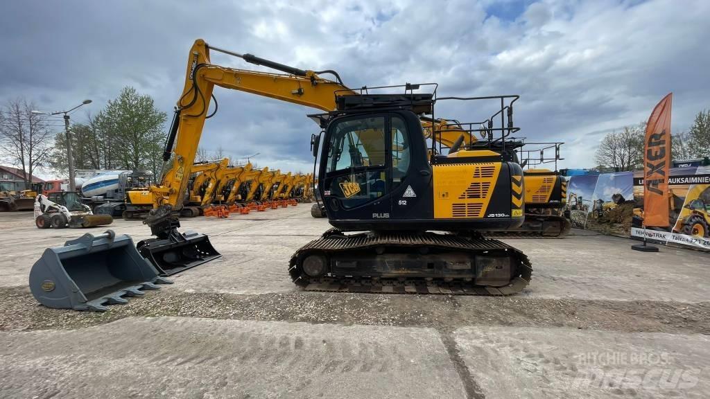 JCB JS 130 LC Rupsgraafmachines