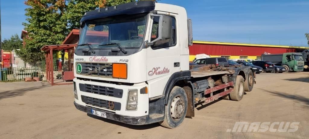 Volvo FM 12 Vrachtwagen met containersysteem