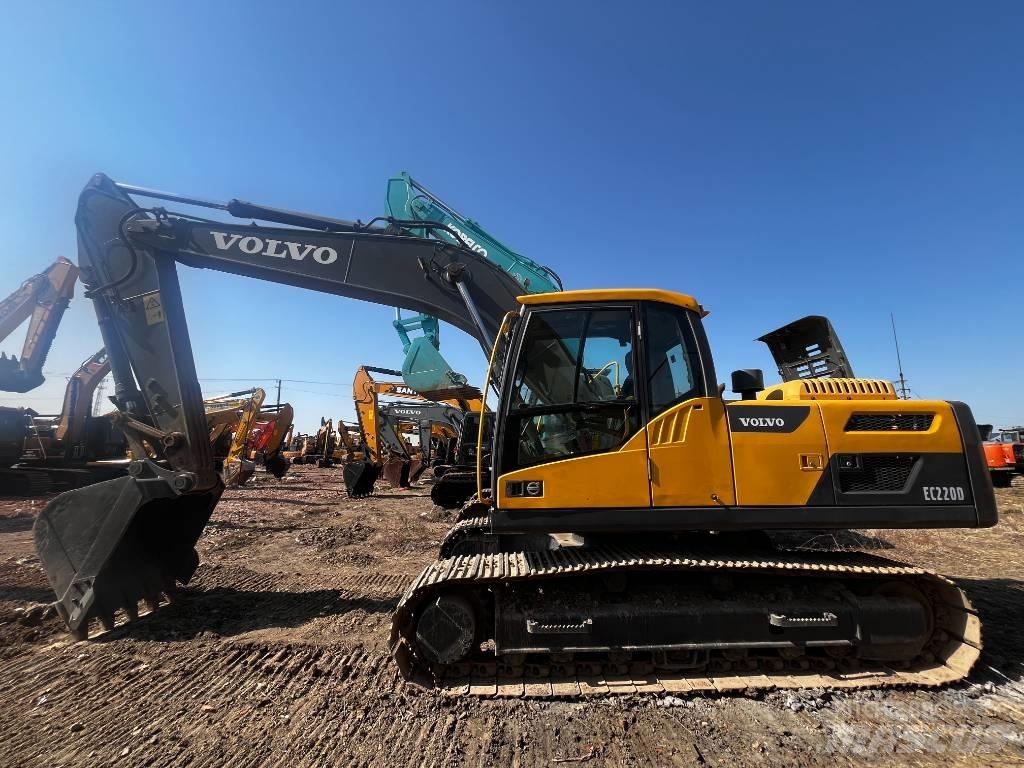 Volvo EC 220 Rupsgraafmachines