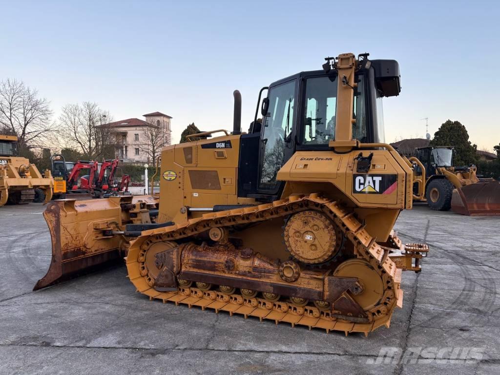 CAT D 6 N XL Rupsdozers