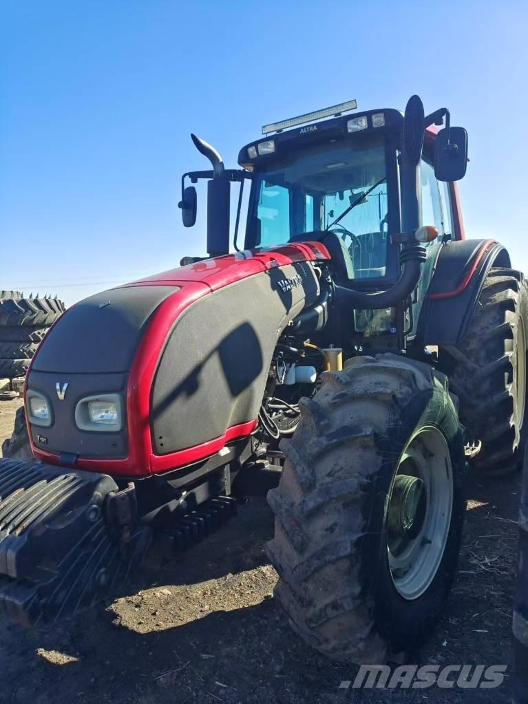 Case IH FARMALL 1404 Tractoren