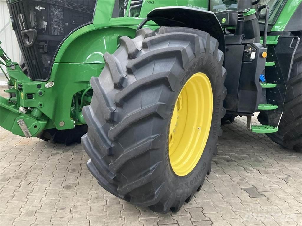 John Deere 7R 310 Tractoren