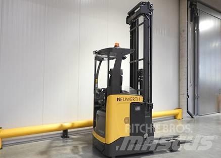 Atlet UMS 160 Reachtruck voor hoog niveau