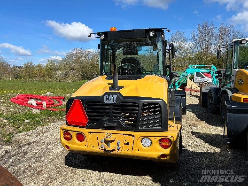 CAT 906 Wielladers