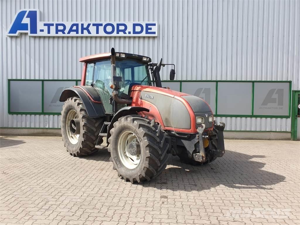 Valtra T151 Tractoren