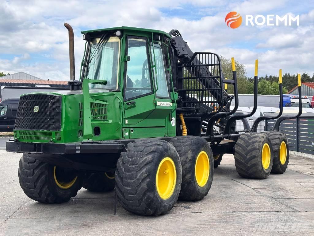 John Deere 1110 D Forwarders