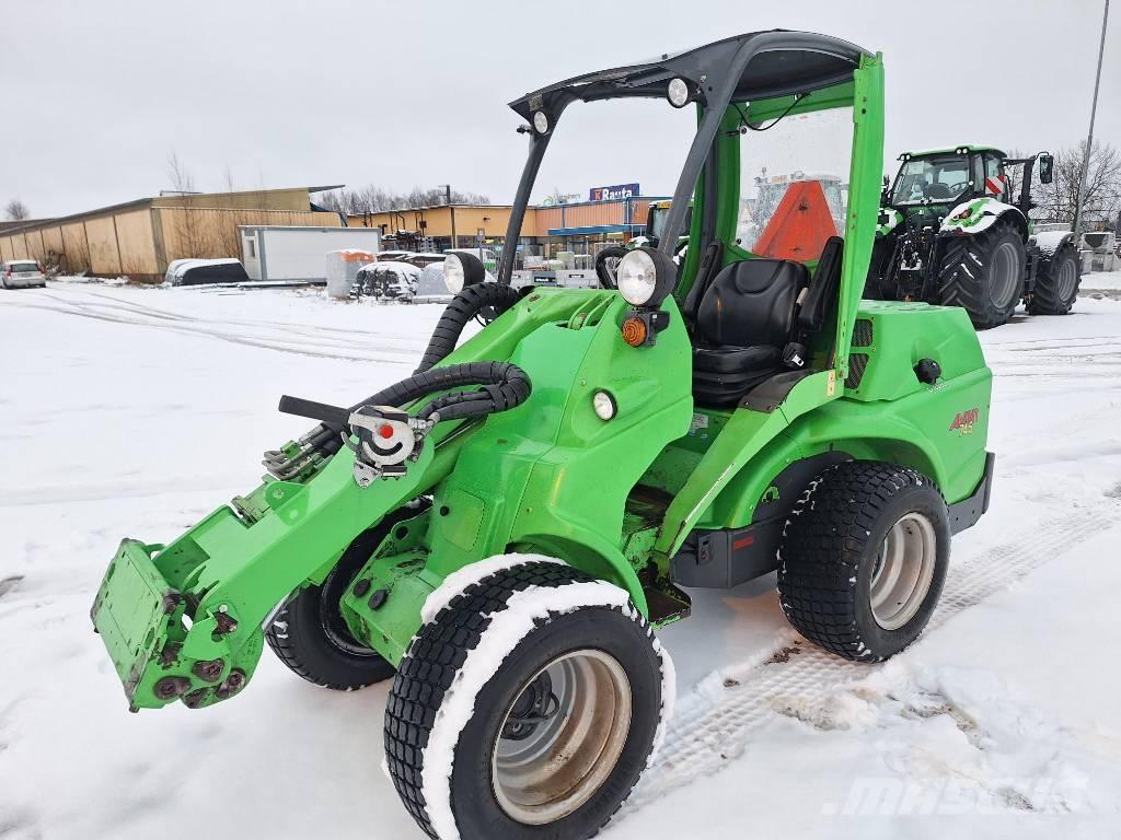 Avant 745 Knik- en schrankladers