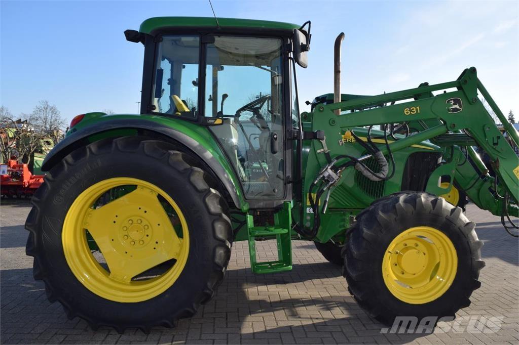 John Deere 6220 Tractoren