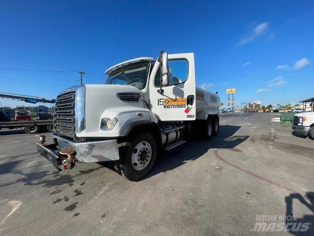 Freightliner 108 SD Water tankwagens