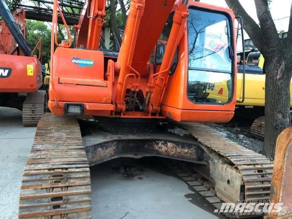 Doosan 220-7 Rupsgraafmachines