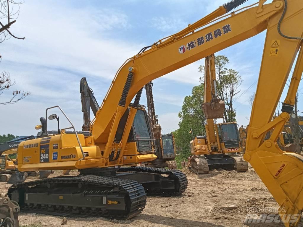 Komatsu PC 240 Rupsgraafmachines