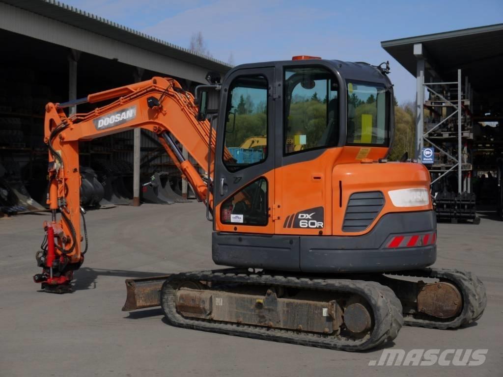 Doosan DX 60 R Minigraafmachines < 7t