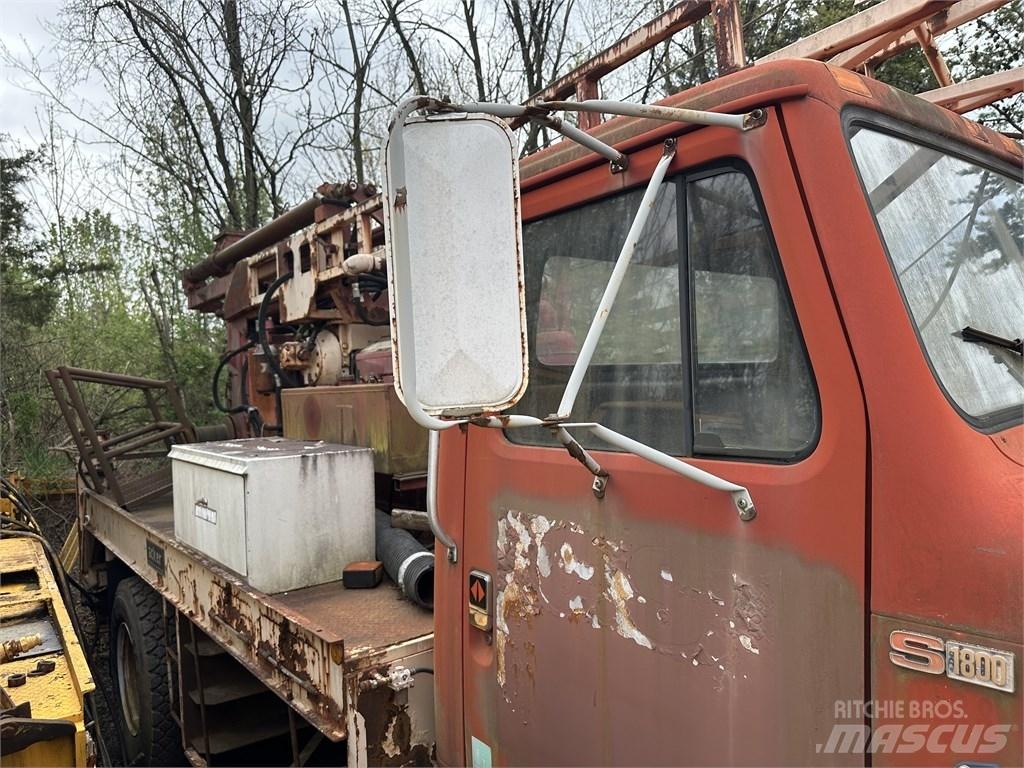Navistar 1854 Platte bakwagens