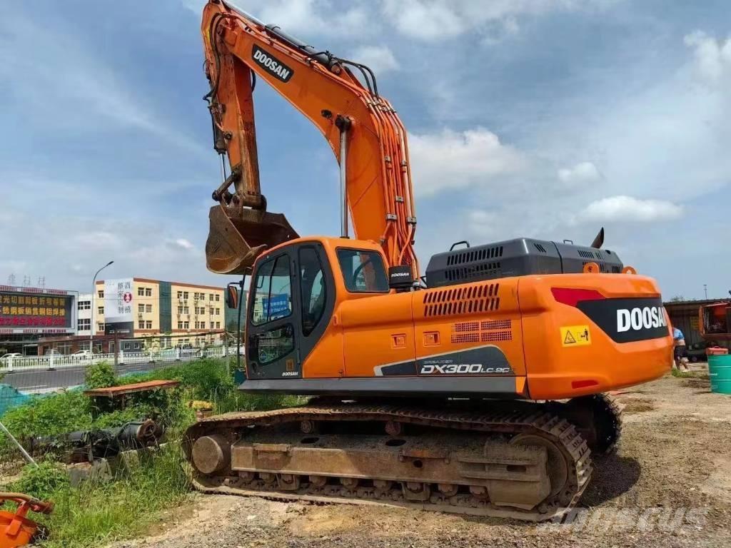 Doosan DX 300 Rupsgraafmachines