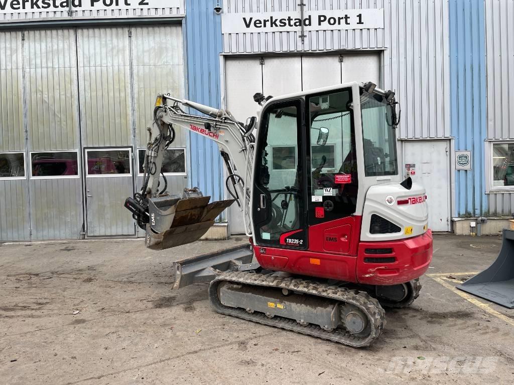 Takeuchi TB 235-2 Minigraafmachines < 7t