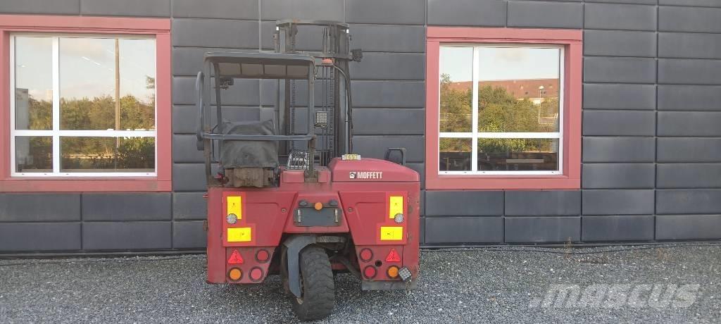 Moffett M5 25.3 NX Diesel heftrucks