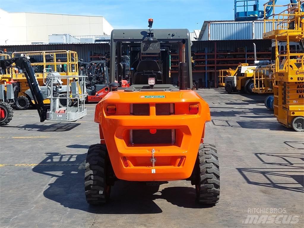 Ausa C201 Hx4 Vorkheftruck voor zwaar terrein