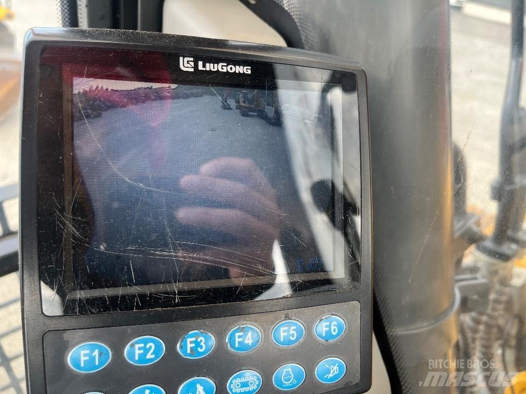 LiuGong CLG 925 E Rupsgraafmachines