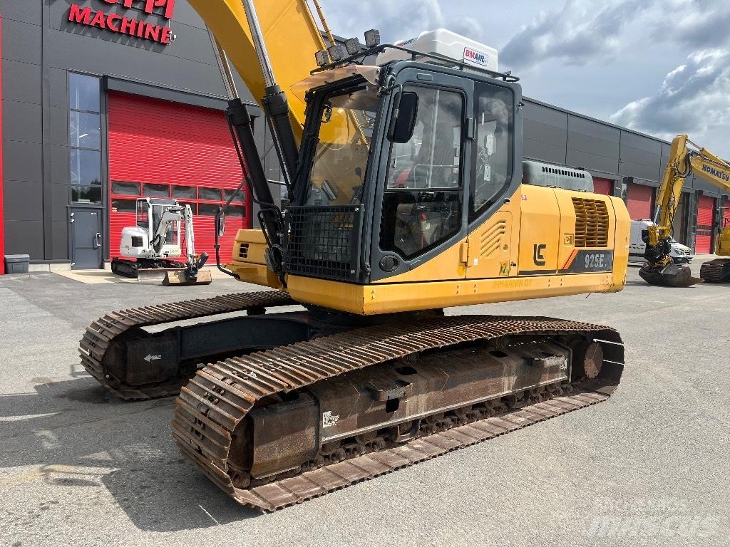 LiuGong CLG 925 E Rupsgraafmachines