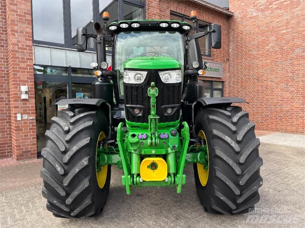 John Deere 6R250 Tractoren