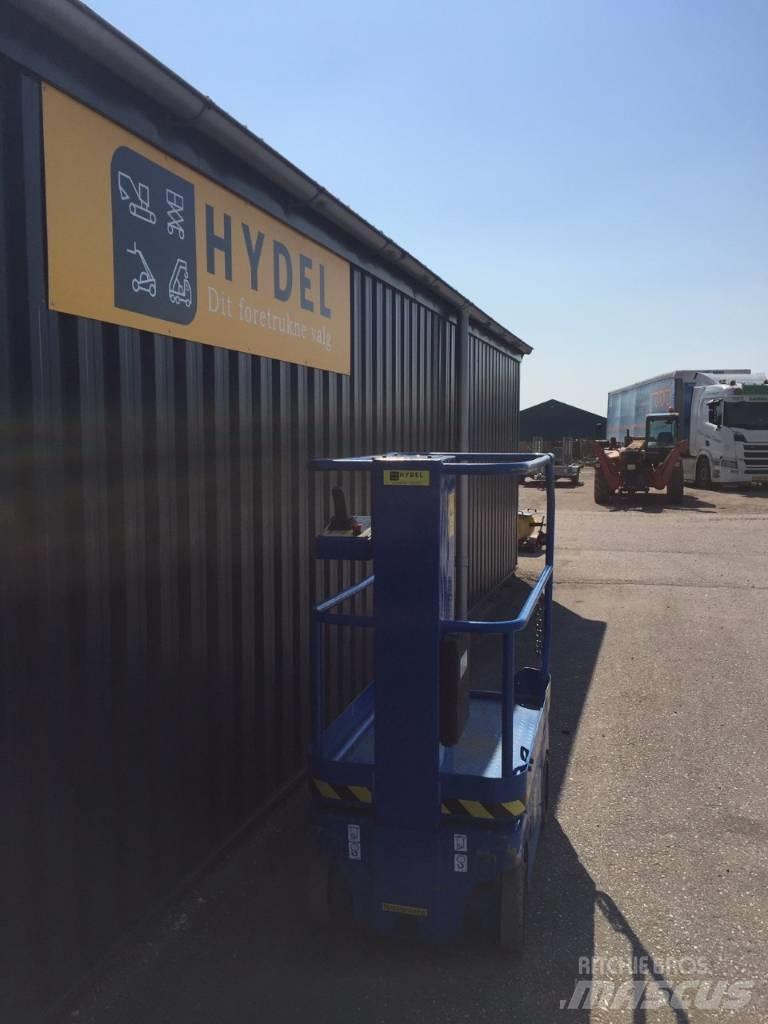UpRight TM12 Personenliften en invalideliften