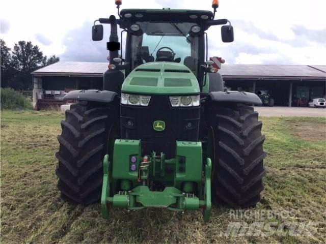John Deere 8370R Tractoren