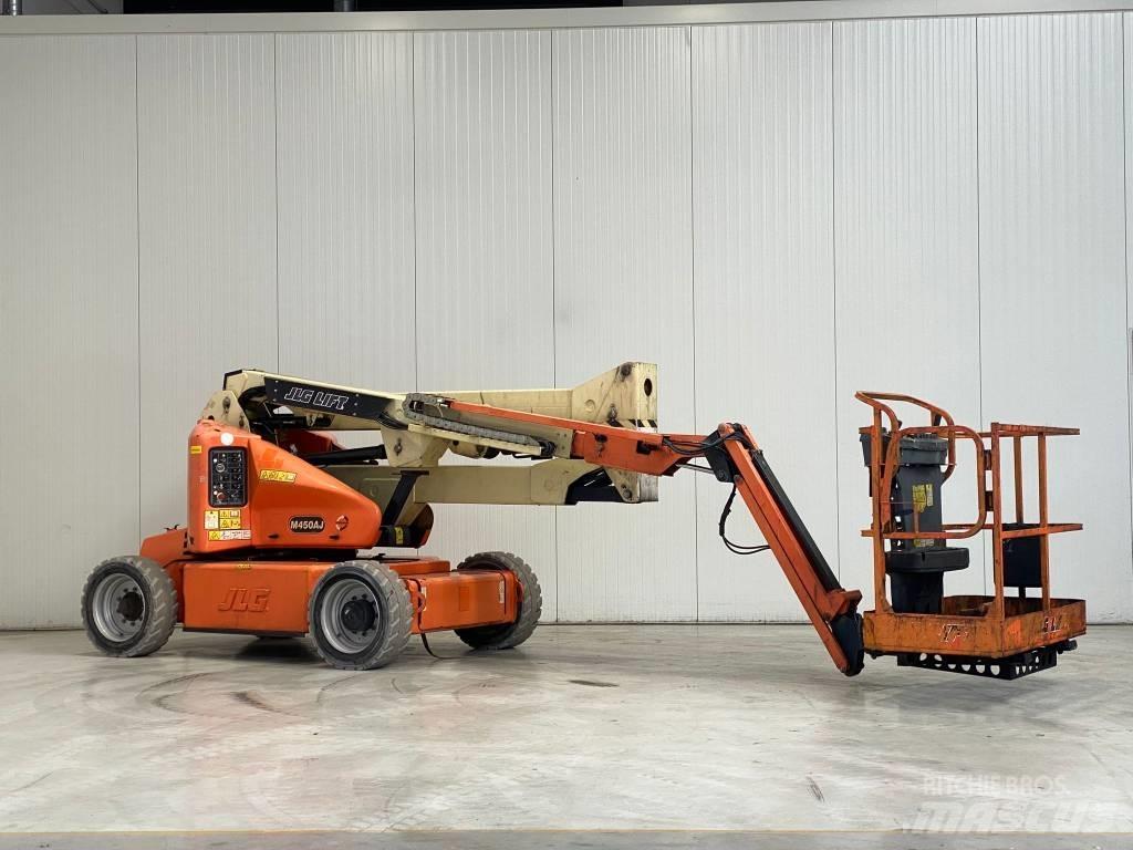 JLG M450AJ Knikarmhoogwerkers