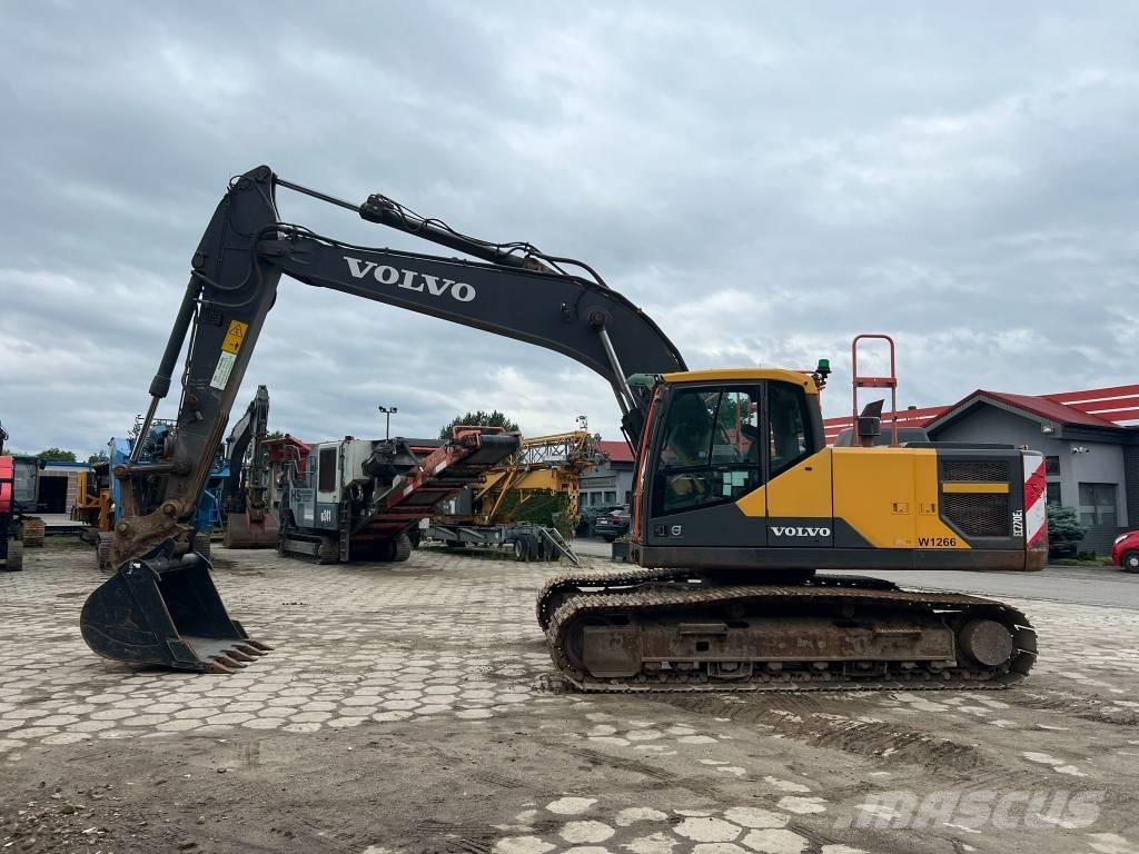 Volvo EC 220 E L Rupsgraafmachines