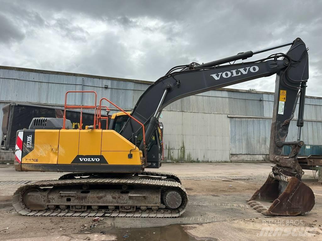 Volvo EC 220 E L Rupsgraafmachines