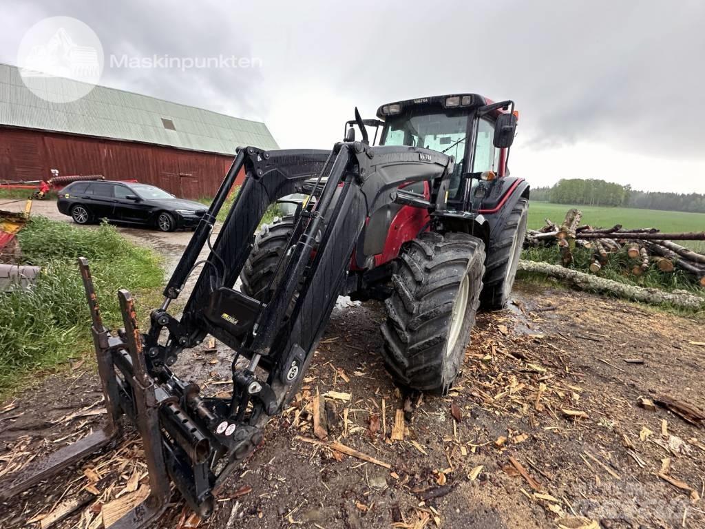 Valtra N 121 Tractoren