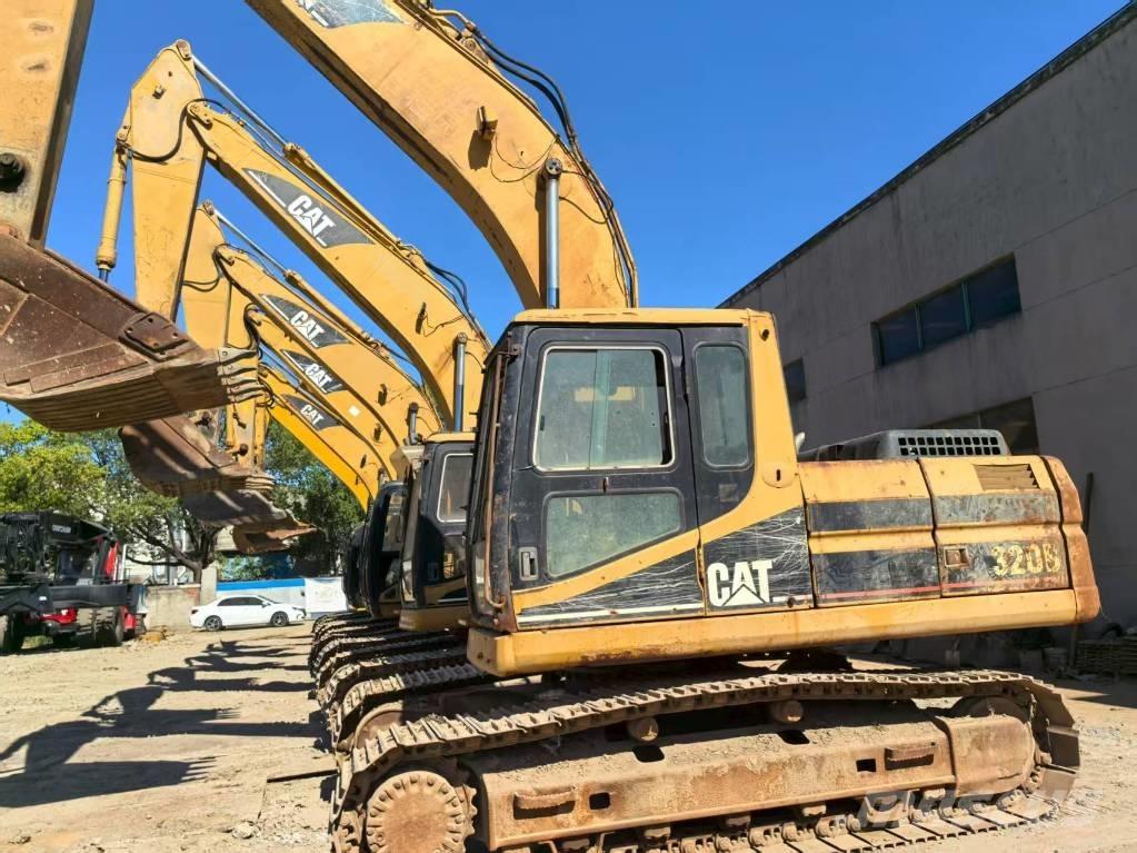 CAT 320BL Midigraafmachines 7t - 12t