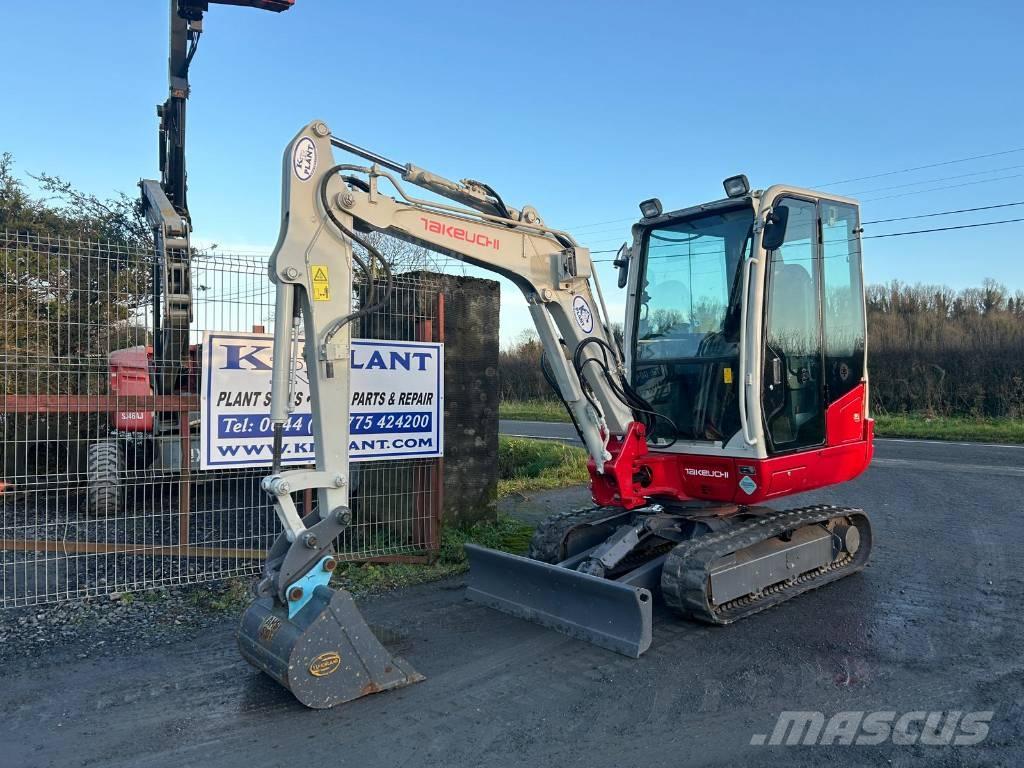 Takeuchi TB 230 Minigraafmachines < 7t