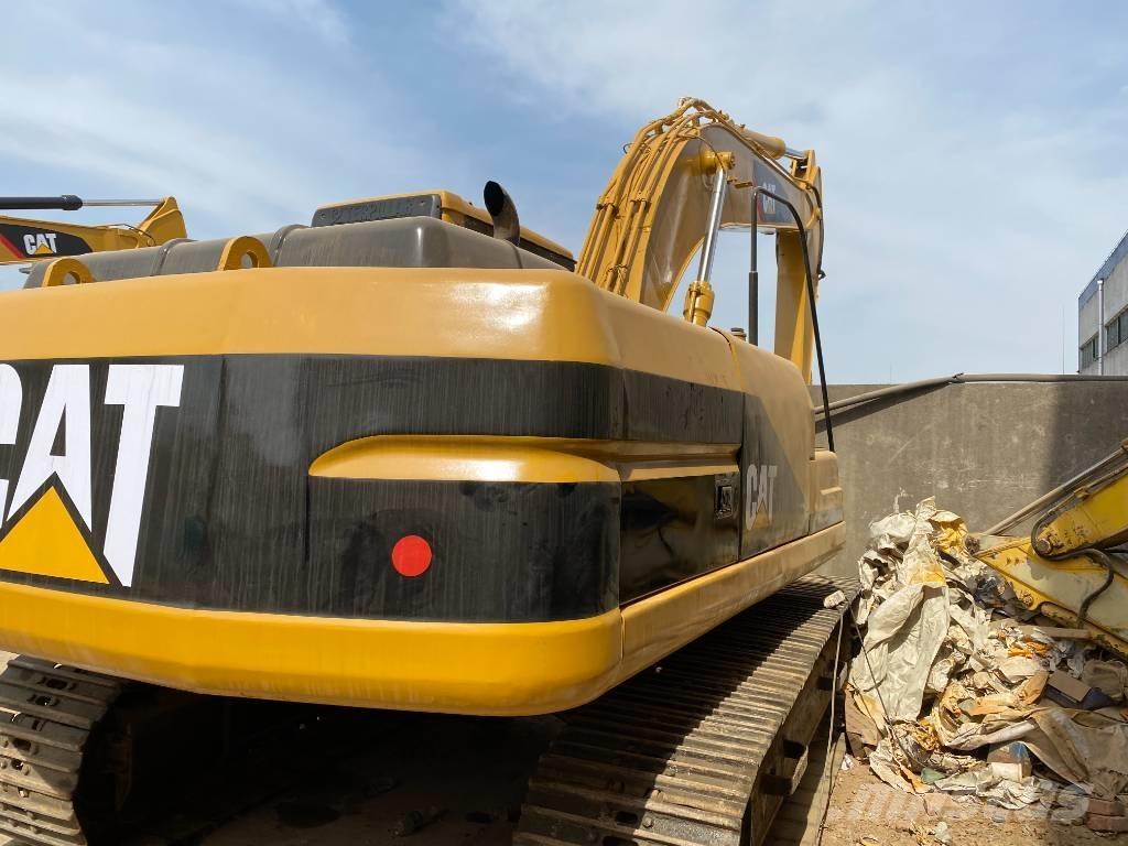 CAT 320 B Rupsgraafmachines