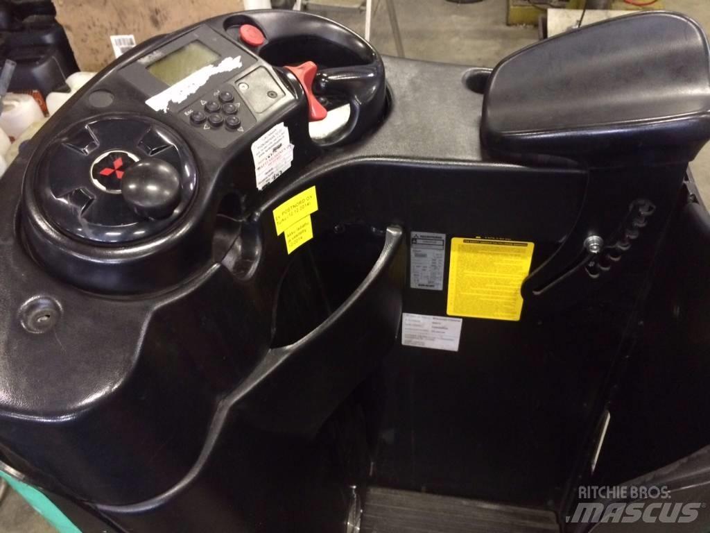 Mitsubishi PBR20N Meerij pallettruck met platform