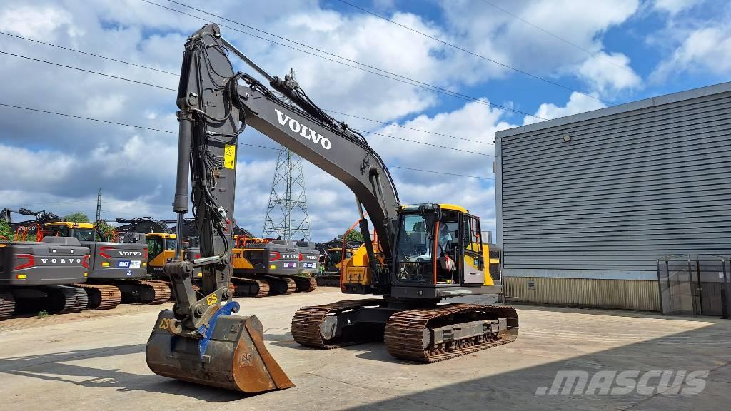 Volvo EC220E Rupsgraafmachines