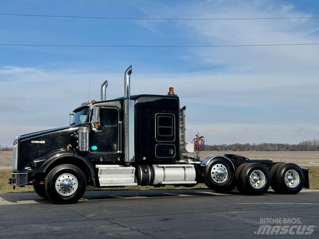 Kenworth T800 Trekkers