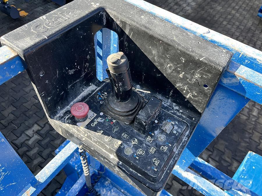 Genie GS-3268 Schaarhoogwerkers