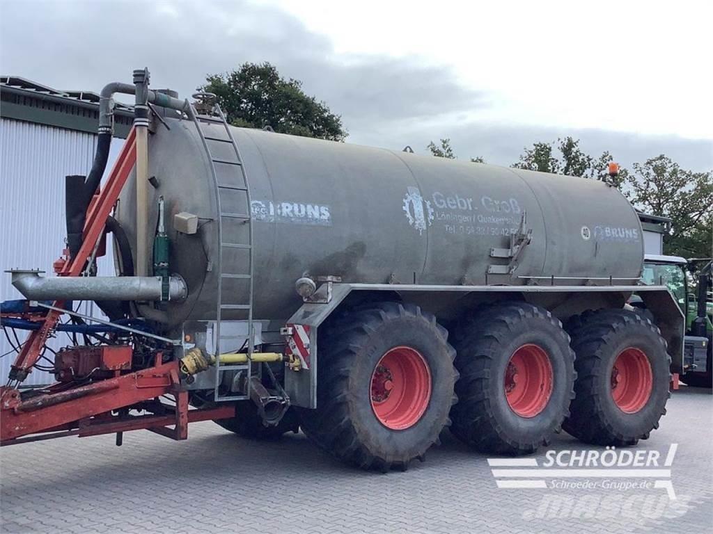 Bruns 26000 L Drijfmesttanks