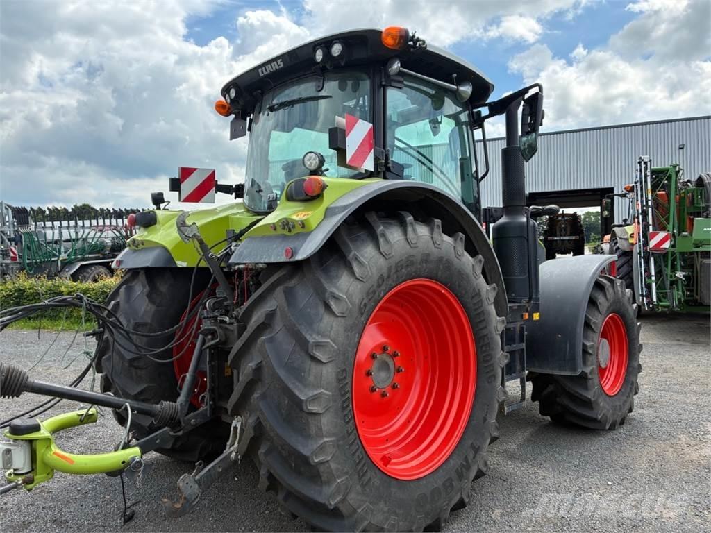 CLAAS ARION 650 Tractoren