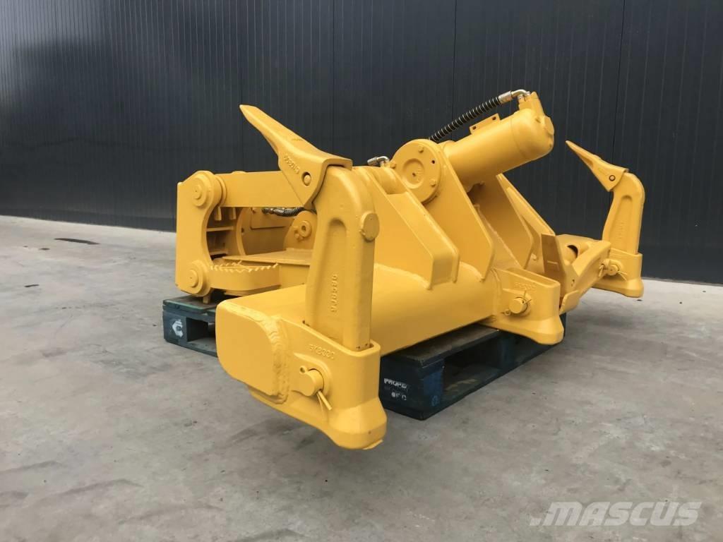 Komatsu D51 Wegopbrekers
