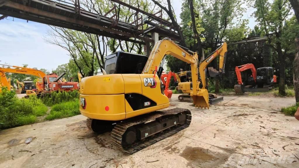 CAT 307 Rupsgraafmachines