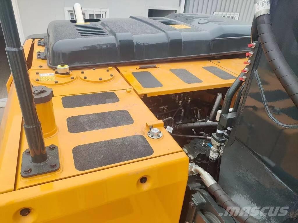 Hyundai HX 220 Rupsgraafmachines