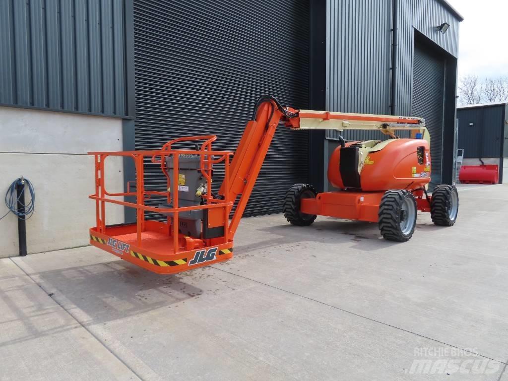 JLG 600 AJ Knikarmhoogwerkers