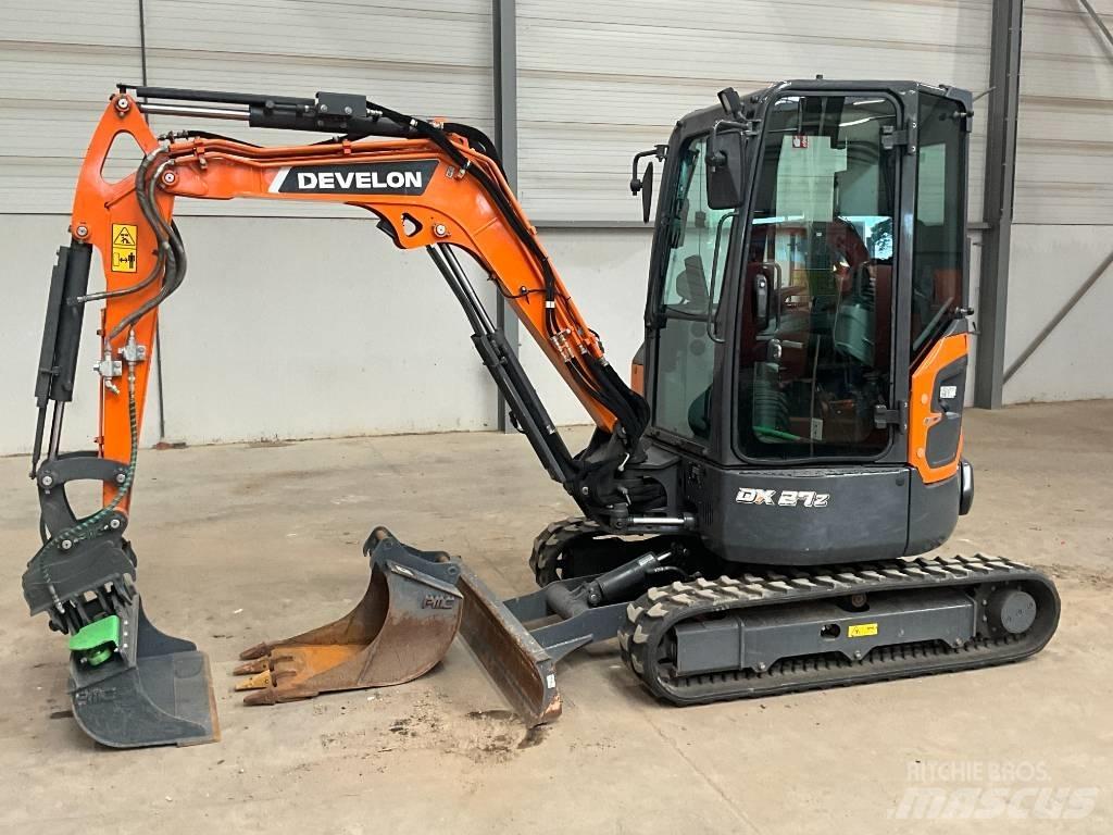 Develon DX 27 Z-7 Minigraafmachines < 7t