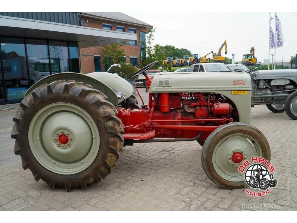 Ford Dearborn Tractoren