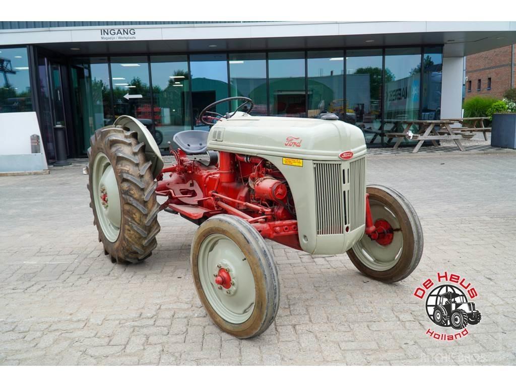 Ford Dearborn Tractoren