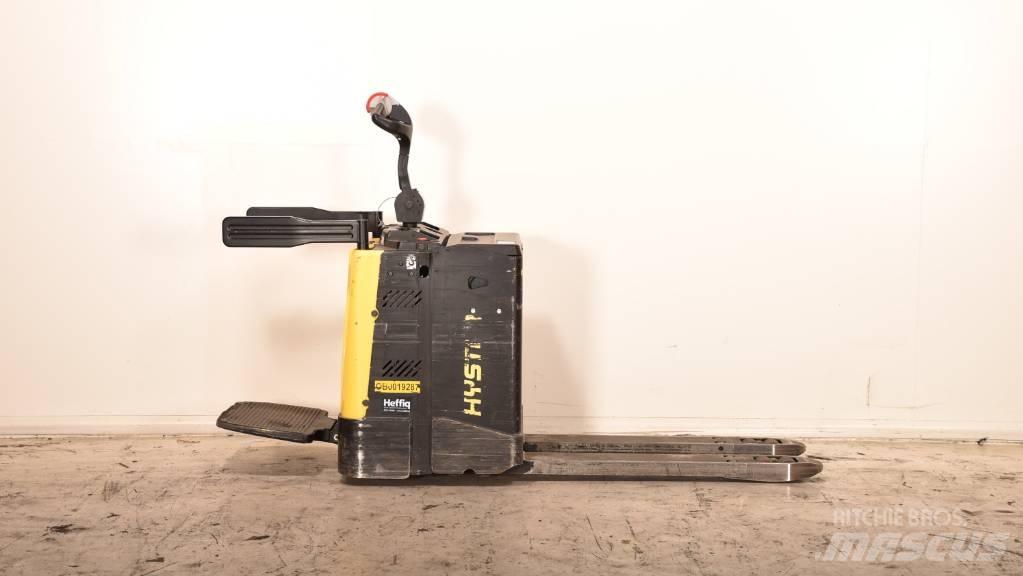 Hyster P 2.0 S Meerij pallettruck met platform
