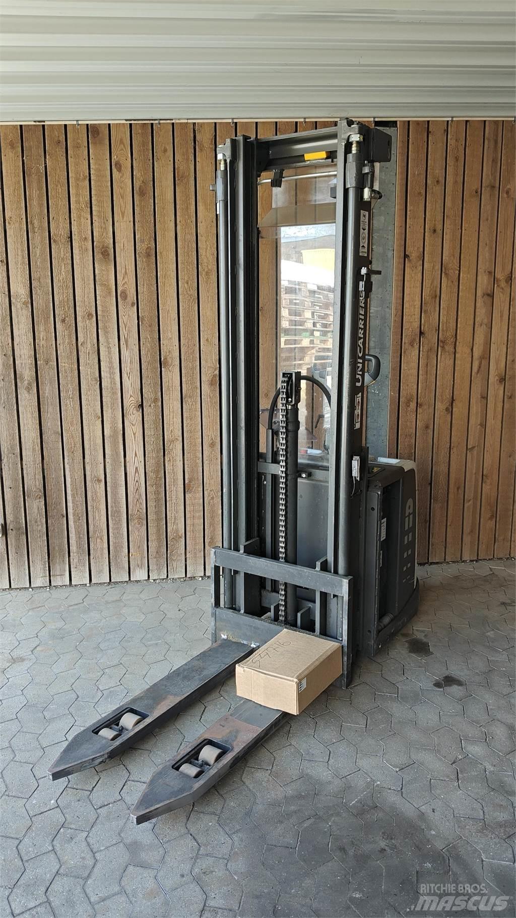 Atlet PSP160 Meerij pallettruck met platform